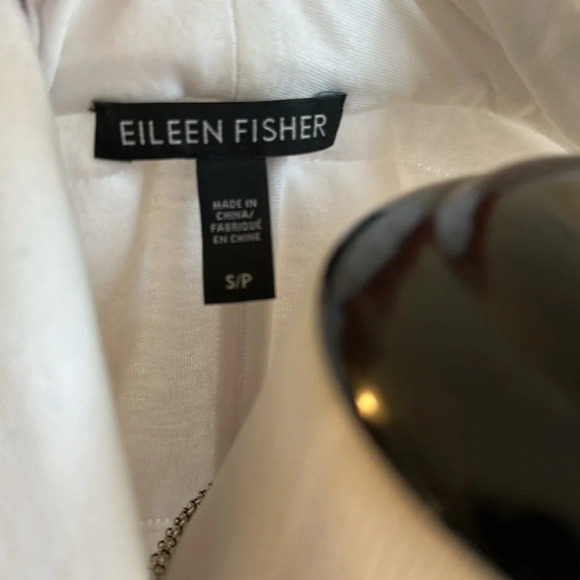 Eileen Fisher Cropped Quilted Organic cotton Jacket, Size Small, Like New - Picture 6 of 7